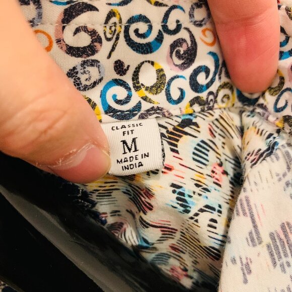 Robert Graham Dress Shirt Size Medium Classic Fit - Picture 7 of 7